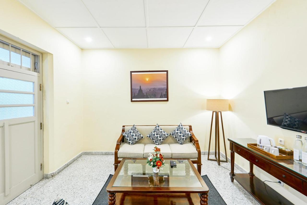 Tirtodipuran Hotel By Natts Hospitality Indonesia Yogyakarta Exterior foto